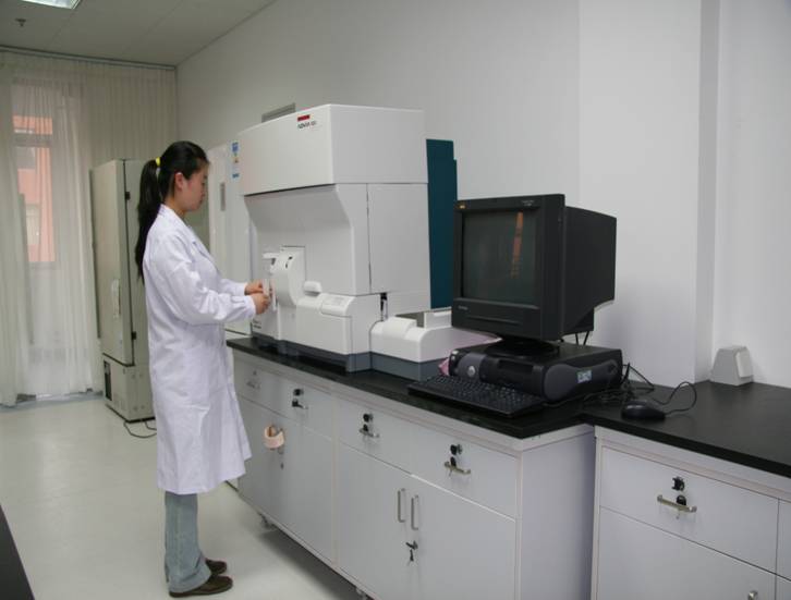 现在亲子鉴定要多少钱？个人亲子鉴定的样本可以提供哪些？