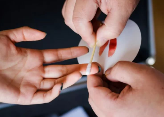 做dna鉴定需要什么资料？街道卫生所能做DNA亲子鉴定吗？