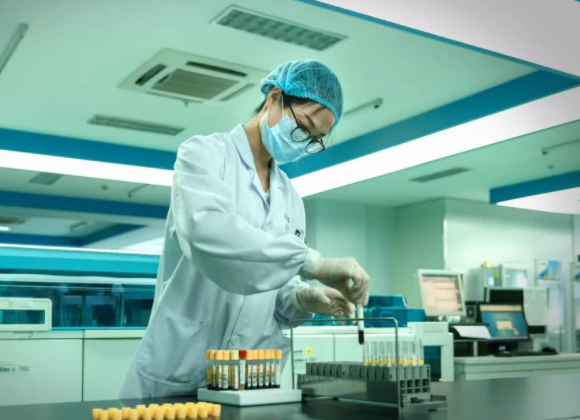 亲子鉴定是不是在医院做？如何做个人亲子鉴定？